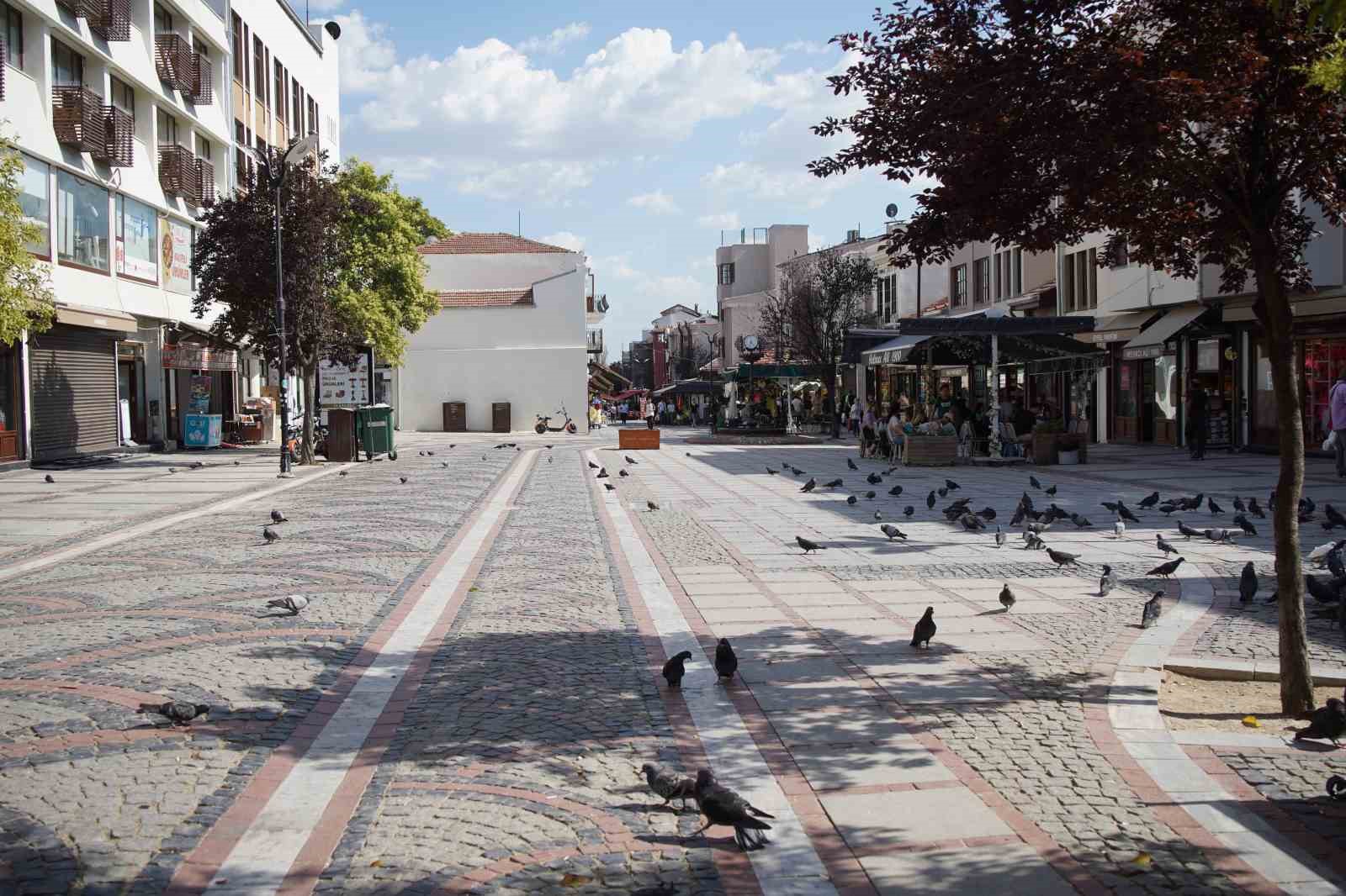 edirne-sicaktan-kavruldu-cadde-ve-sokaklar-bos-kaldi