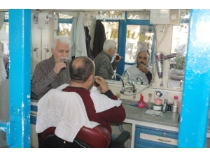 3 Metrekare Dükkana 35 Yılını Sığdırdı