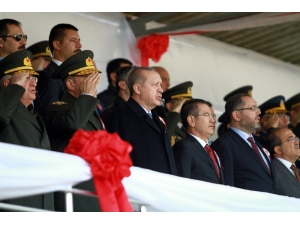 Erdoğan, Astsubayların Mezuniyet Sevincine Ortak Oldu