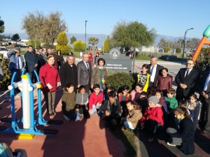 Burhaniye’de Yeni Parka Öğretmen Hayati Öge Adı Verildi