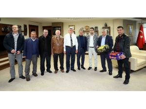 Başbakan Yardımcısı Fikri Işık, Hereke Kalesi’ni İnceledi