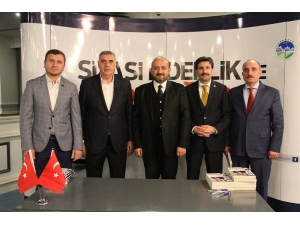 Akdoğan: “Siyasetin Amacı Adaleti Tesis Etmektir”