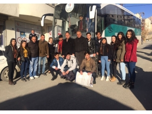 Hakkari Folklor Ekibi İstanbul’da