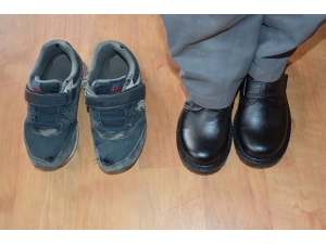 Sedaş İhtiyaç Sahibi Öğrencilere Kışlık Ayakkabı Hediye Etti