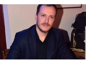 Twitter Fenomeni Romeo İle Instagram Fenomeni Juliet’in Aşkı Sahnelenecek