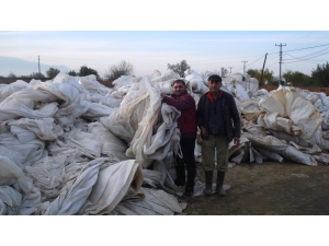 Sarıgöl’de Bağ Örtüleri Geri Dönüşüme Kazandırılıyor
