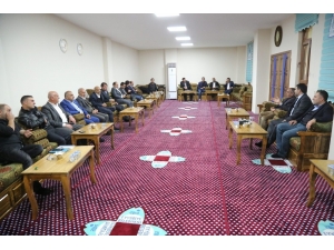 Ekinci Muhtarlarla Bir Araya Geldi