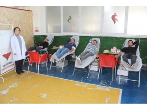 Çınar Koleji’nden Kızılay’a Kan Bağışı