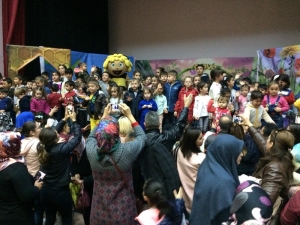 Saruhanlılı Çocuklar ‘Arı Maya’ İle Buluştu