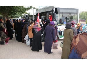 Yaşlılar Kaplıcanın Tadını Çıkarttı