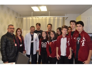 Öğrenciler Seçeceği Meslekleri Tanıyor