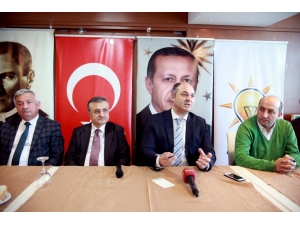 Ak Partili Yılmaz Basın Mensupları İle Bir Araya Geldi