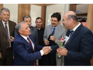 Niğde Belediye Başkanı Özkan’dan Öğretmenlere Ziyaret