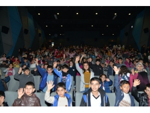 Diyarbakırlı Çocukların Sinema Keyfi