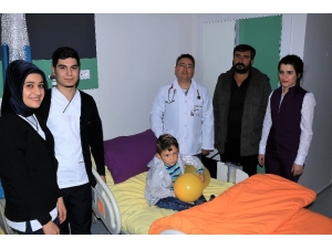 Minik Mustafa Medicalpark’ta Şifayı Buldu