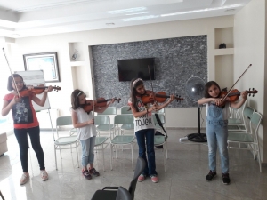 Üniversite Öğrencisi Gençten, Yetenekli Çocuklar İçin Büyük Adım