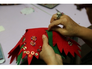 ’Keçe’ Kadınların Elinde Hayat Buluyor