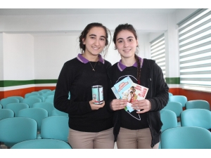 Harçlıkları İle 5 Yetimi Giydirdiler