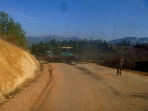 Köy Yolu Asfalt Oluyor