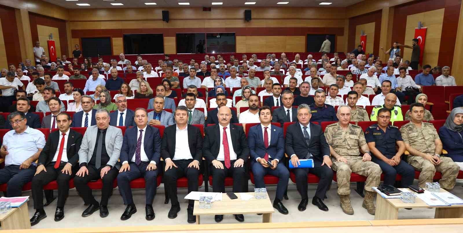 adiyaman-da-trafik-ve-guvenlik-tedbirleri-masaya-yatirildi