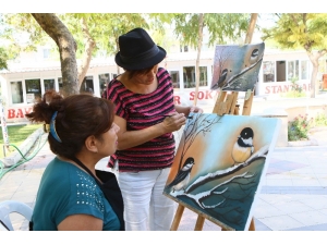 Profesyonel Ressamlara Taş Çıkartıyorlar