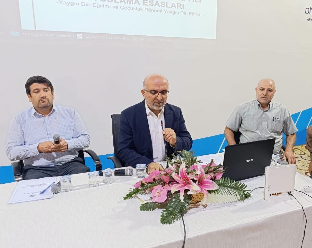 il-muftulugunde-yeni-egitim-ogretim-yili-toplantisi-yapildi
