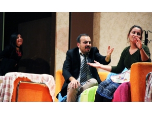 Melis Burcu Küçük Anısına Sahne Aldılar