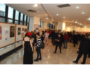 53 Ressamdan Kız Çocuklarına Armağan