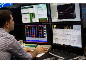 Borsa İlk Yarıda Düştü