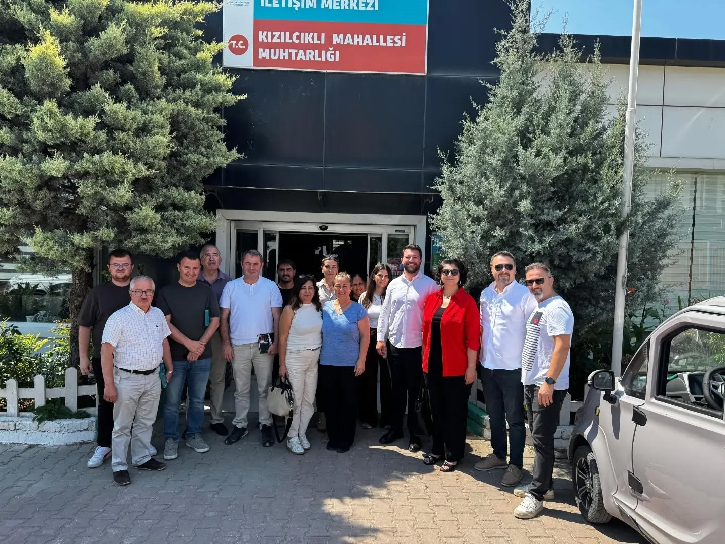 nilufer-belediyesi-mahallelerde-saha-ziyaretlerine-basladi