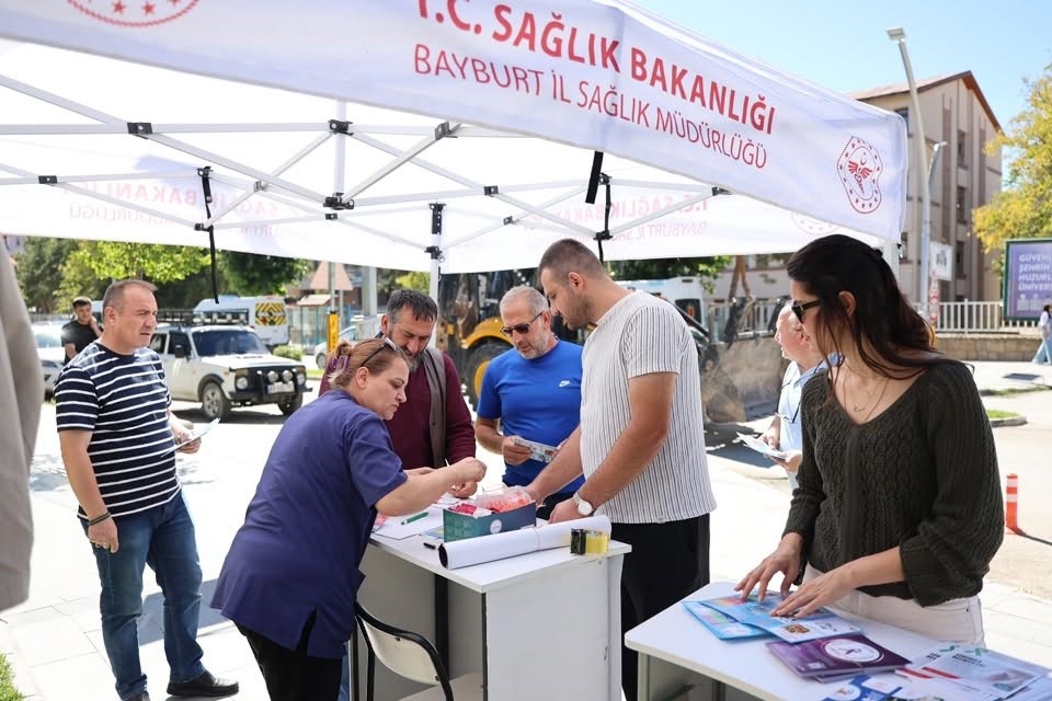 bayburt-ta-kanser-taramalarina-yonelik-calisma-gerceklestirildi