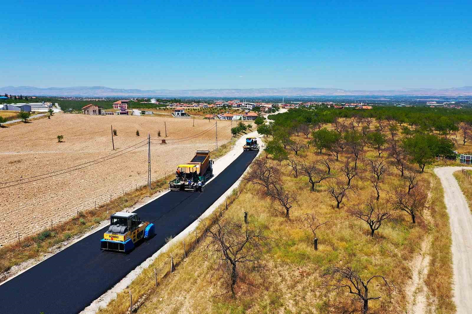 buyuksehir-de-yol-calismalari-araliksiz-suruyor