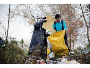 Saski Ekipleri İstanbuldere’de Temizlik Çalışması Gerçekleştirdi