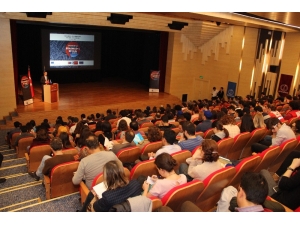 Anadolu Üniversitesinde ’Erasmus’tan Erasmus+’a 30 Yılın Hikâyesi’ Programı