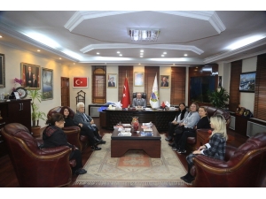 Çocuk Derneğinden, Başkan Yılmazer’e Teşekkür