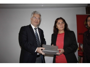 Kocaelili Muhtarlar 6 Ayda 1 Buçuk Ton Atık Pil Topladı