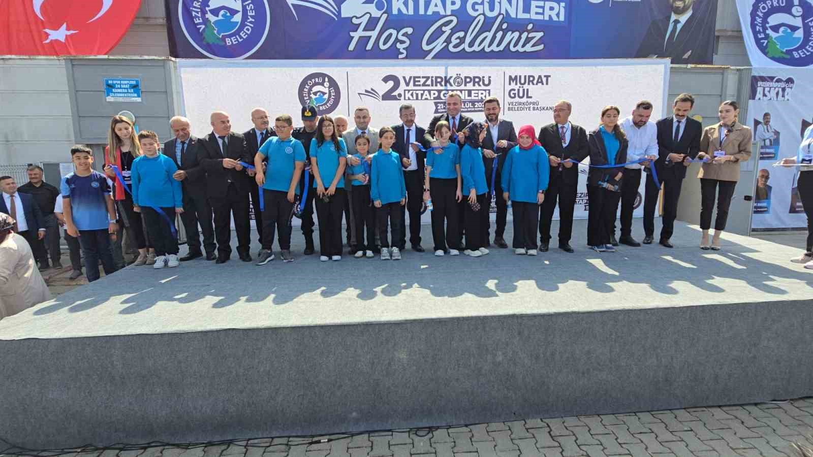 vezirkopru-kitap-gunleri-basladi