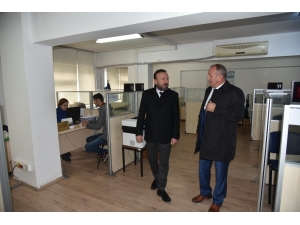 Doğan, İşkur Müdürüyle Posco İşçilerini Konuştu