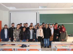 Doç. Dr. Nergül Taylan Öğrencilerle Tecrübelerini Paylaştı