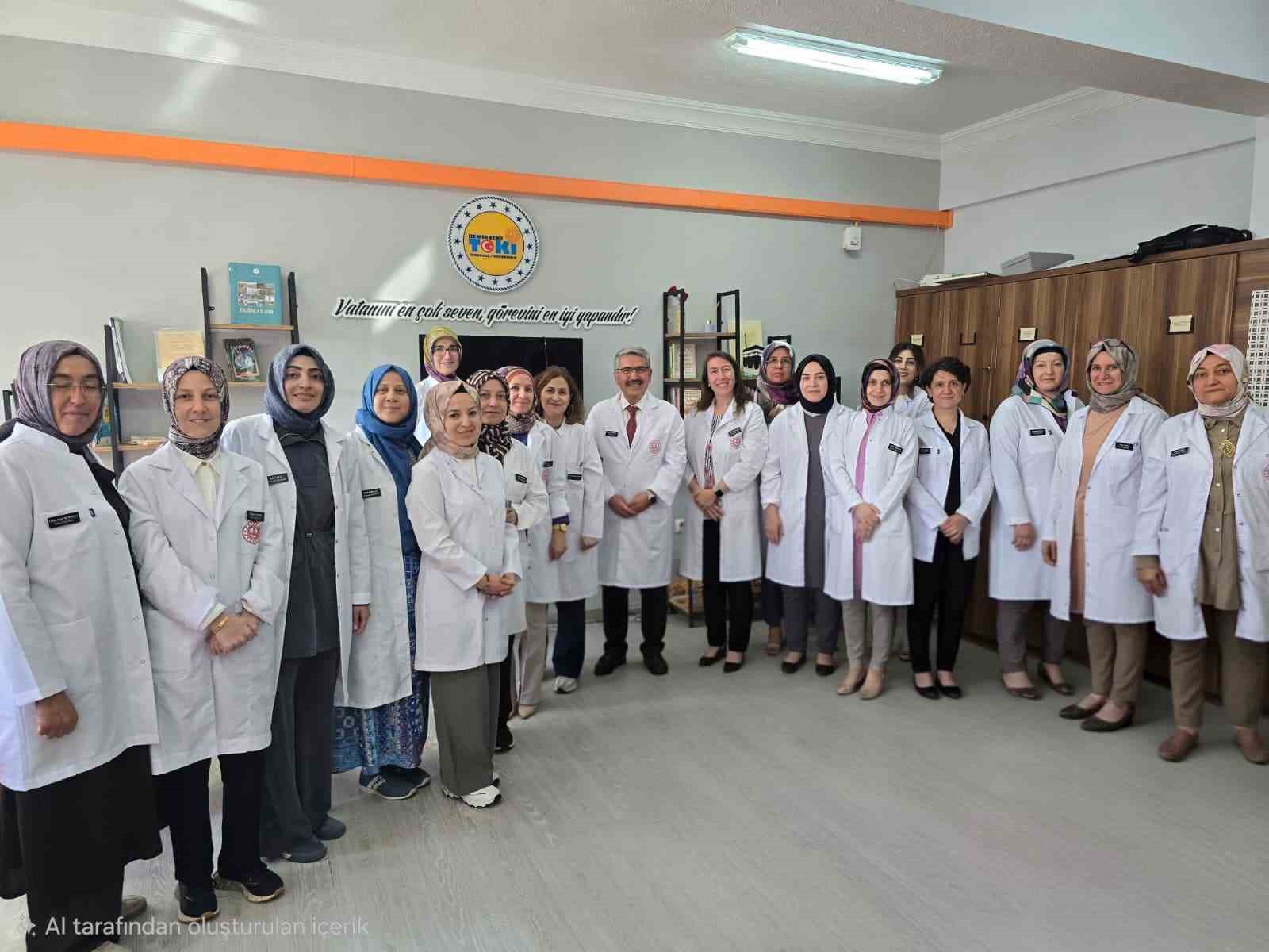 erzincan-da-ogretmenlere-isimlik-jesti
