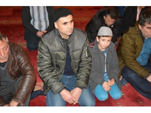 Eskişehir’de Camiler Doldu Taştı