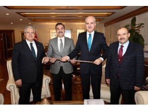 Ahlat’tan Bakan Kurtulmuş Ve Elvan’a Davet