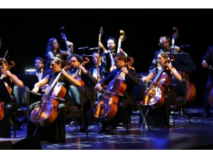 Limak Filarmoni Orkestrası, Zeki Müren Şarkıları İle Turneye Çıkıyor
