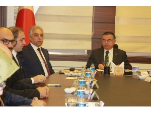 Millî Eğitim Bakanı Yılmaz Hakkari’de