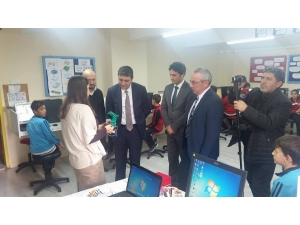 Genç İşadamı Bilişim Sınıfı Kurdu