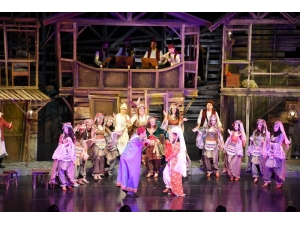 Şehir’de Aralık Oyunları