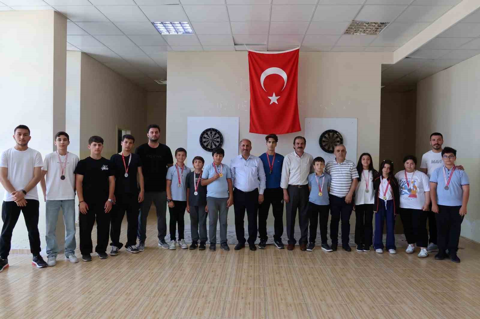 bilecik-te-imam-hatip-spor-oyunlari-nda-madalya-sevinci-yasandi
