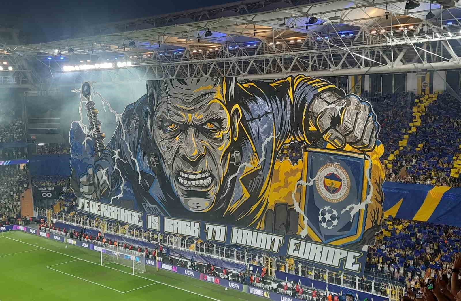 fenerbahce-taraftarindan-sampiyonlar-ligi-ilk-macina-ozel-koreografi