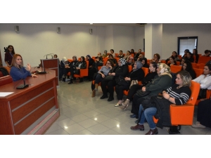 İzmit Belediyesi Okul Aile Birlikleri İle Toplantıda Bir Araya Geldi