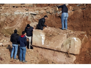 38 Haftalık Bebek Cesedi Amforanın İçinden Çıktı
